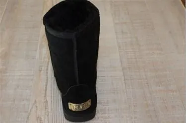 Boot - 9" Rugged Sole Sheepskin