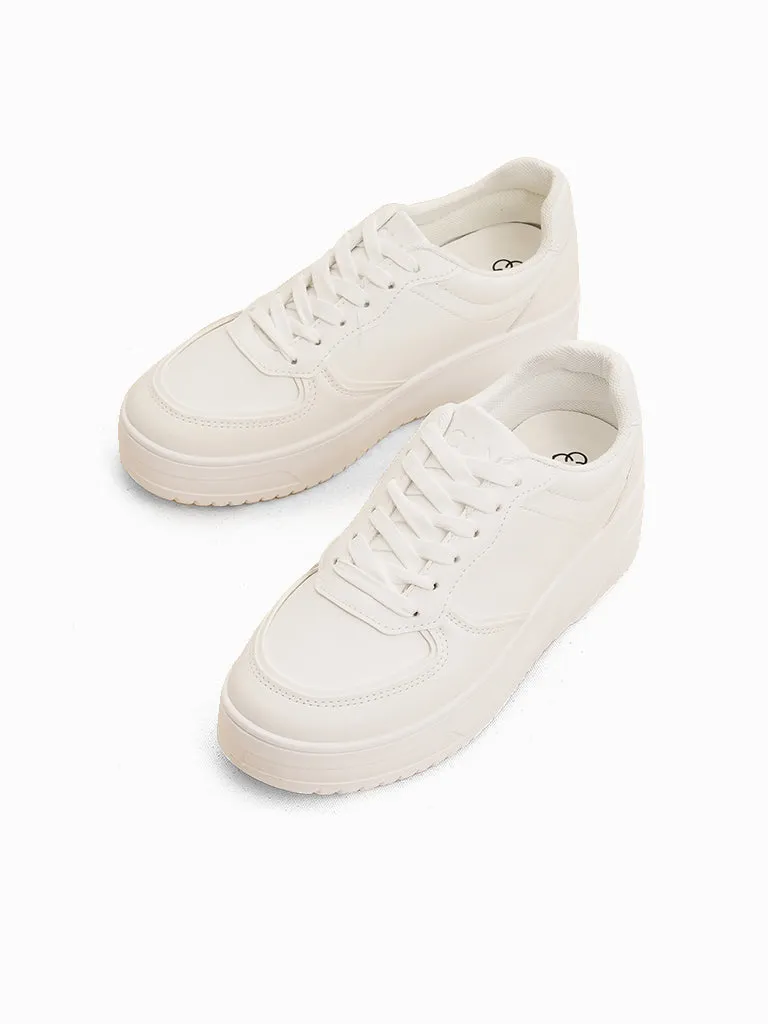 Custard Lace-up Sneakers