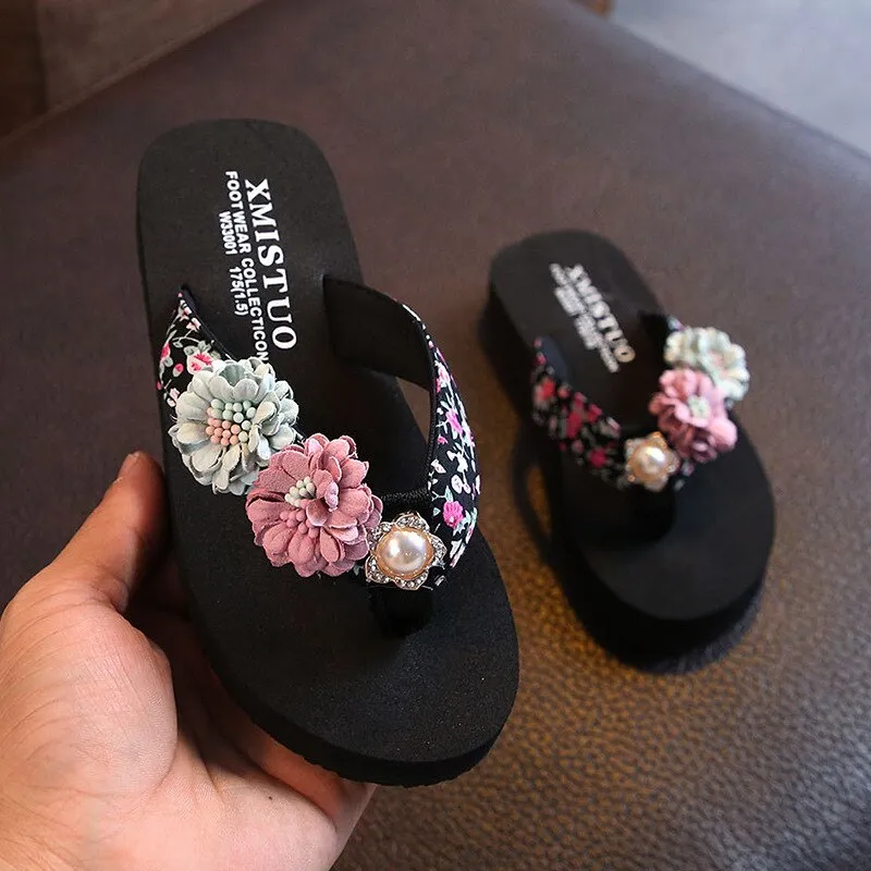 Girls Flowers Design Soft Non Slip Light Slippers For Kids