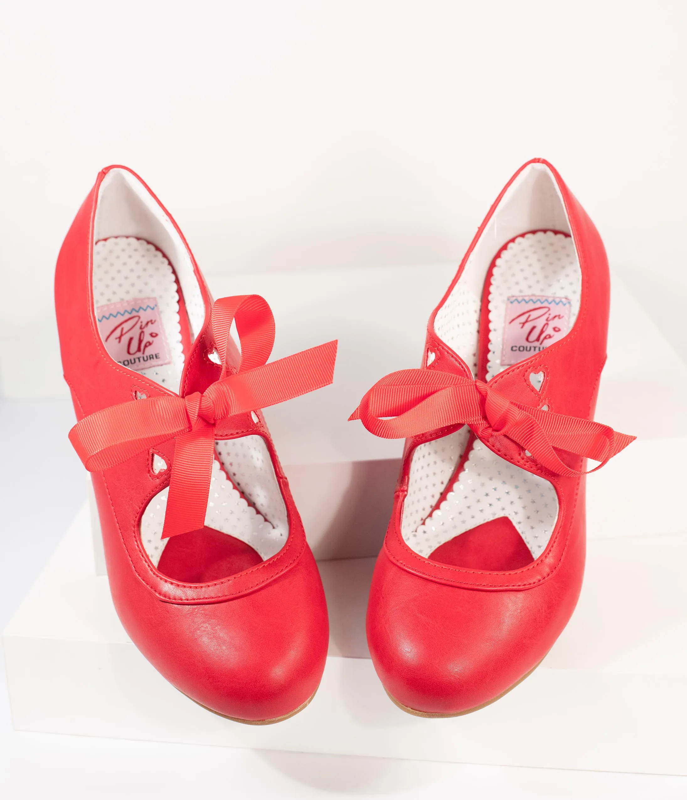 Vintage Style Red Leatherette Wiggle Bow Heels