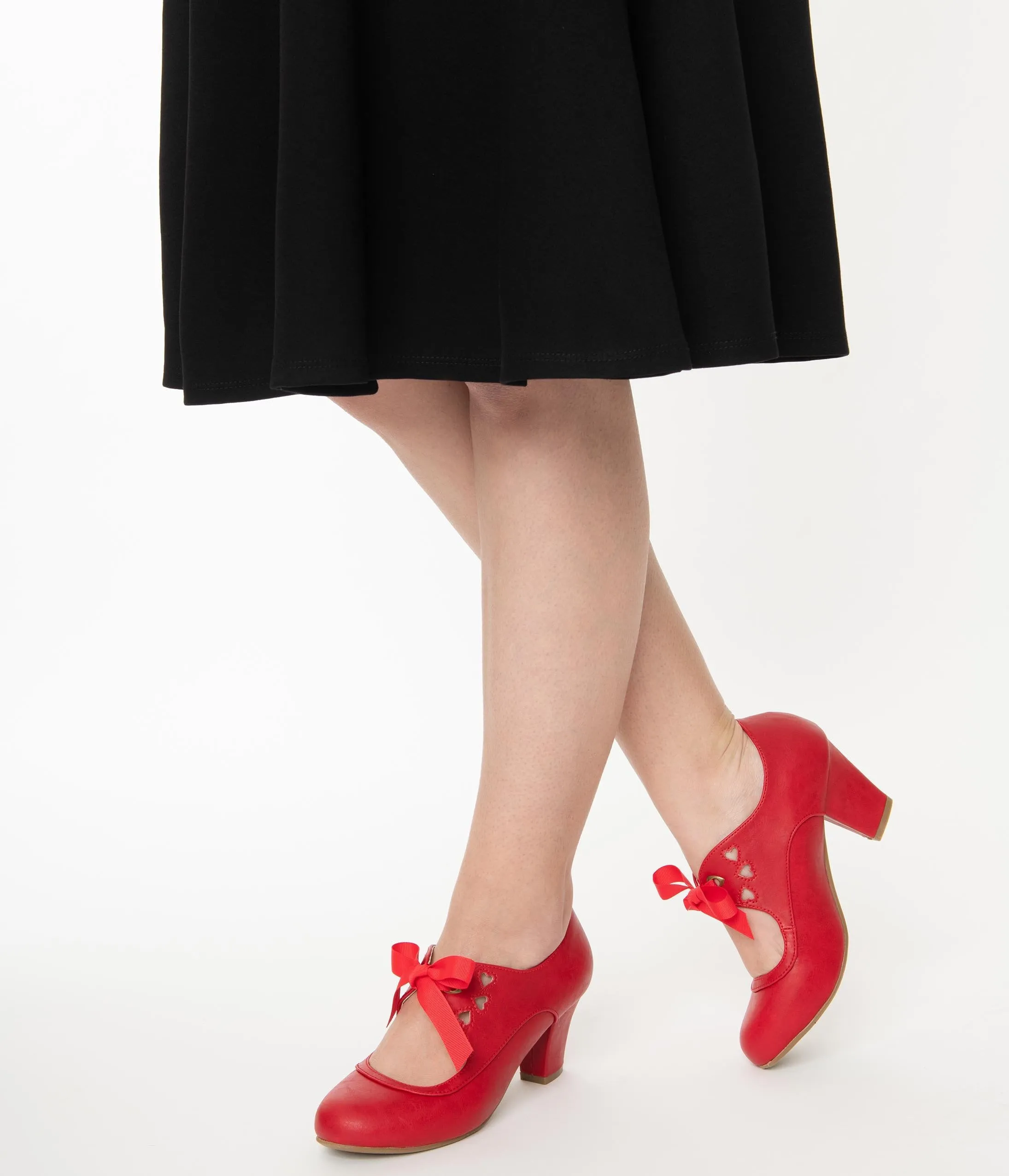 Vintage Style Red Leatherette Wiggle Bow Heels